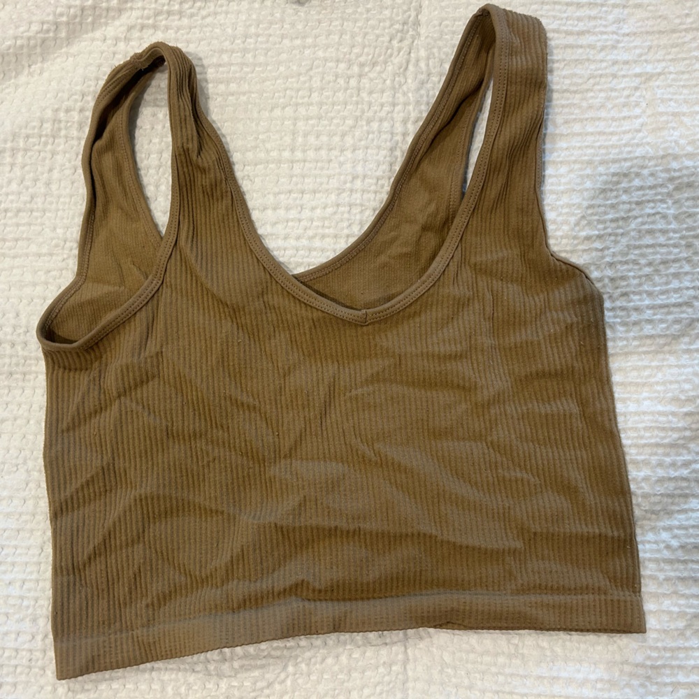 Women’s cropped tank